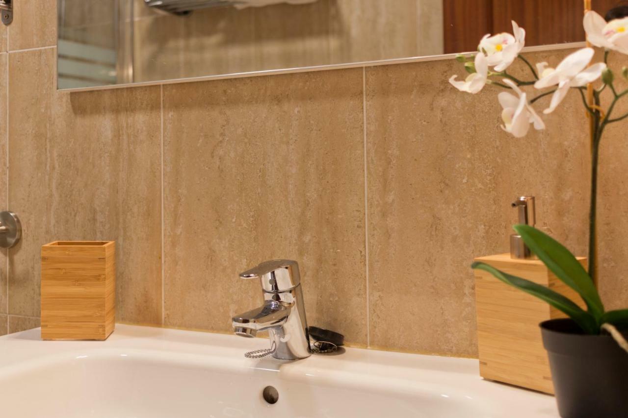 Javicenter Apartment อาร์เรซิเฟ ภายนอก รูปภาพ